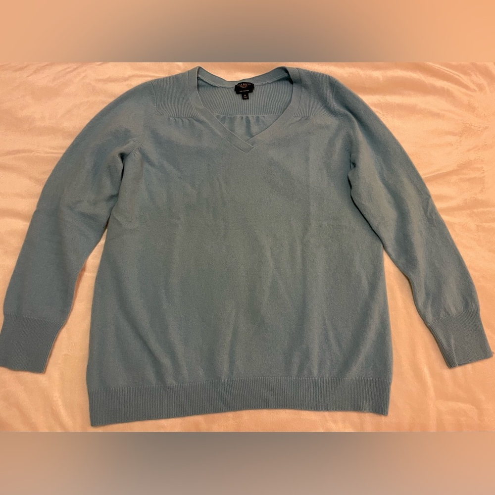 Women’s Talbots 100% Cashmere Sweater